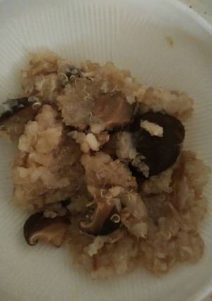 Foto resep MPASI beras + quinoa putih + jamur + kulit tahu + kaldu + evoo