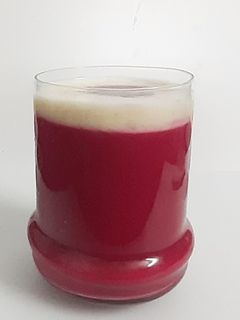 બીટ રુટ લાટે (Beetroot Latte recipe in Gujarati) રેસીપી મુખ્ય ફોટો