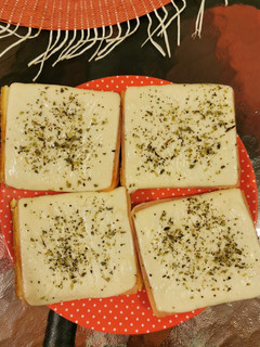 Una foto de Pizzitas con Pan de Molde