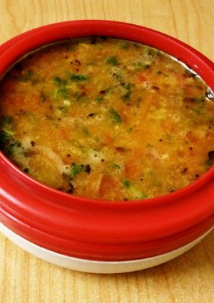A picture of Tomato Daal..