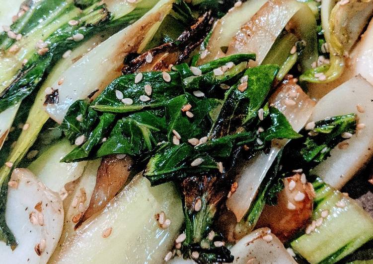 Steps to Prepare Ultimate Sauteed Bokchoy with garlic and sesame