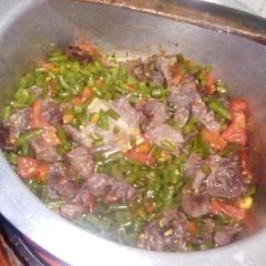 A picture of Rice Beaf & vegetables.