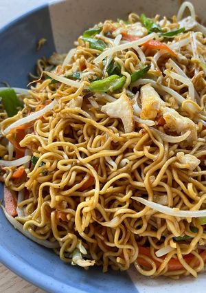 Foto resep Holly's fav: Fried Noodle Kiddos Approve!
