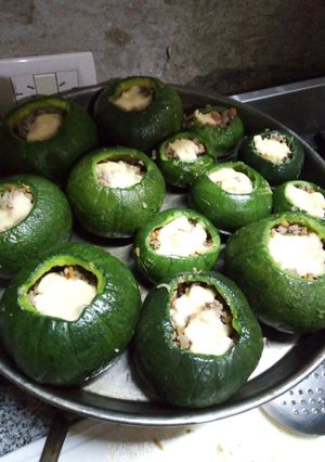 Una foto de Zapallitos rellenos!!