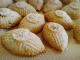 غريبية بالمكسرات والفواكه الجافة
