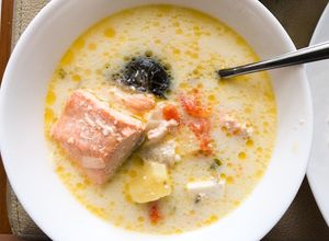 Foto resep Salmon Belly Soup with Cheese ala Sushi Tei