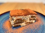 Una foto de tiramisú