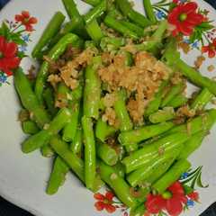 A picture of Buncis tumis bwg putih+ebi.