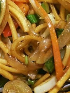 A picture of Veggie Hakka Noodles.