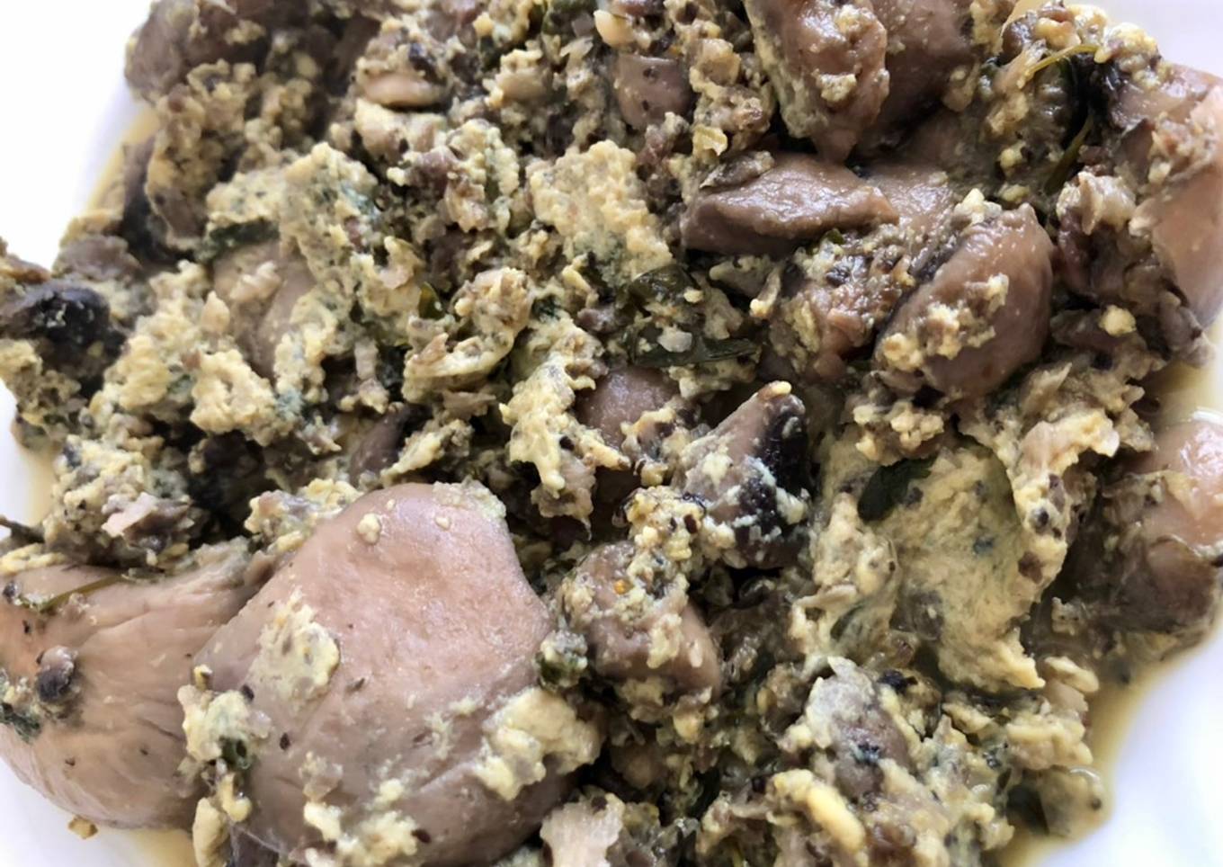 Revuelto de champiñones y ajetes