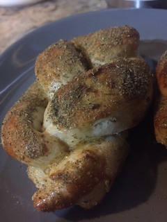 Una foto de Pan de anís y orégano