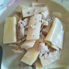 A picture of Masak lemak putih umbut kelapa.