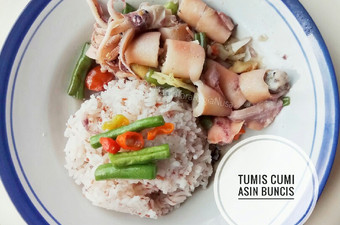 Anti Ribet, Membuat Tumis Cumi Asin Buncis Istimewa