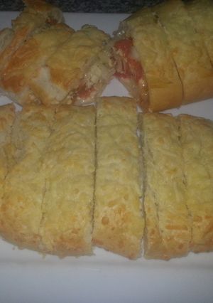 Una foto de Pizza rellena