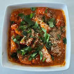 A picture of Tomato salad/ appetiser.