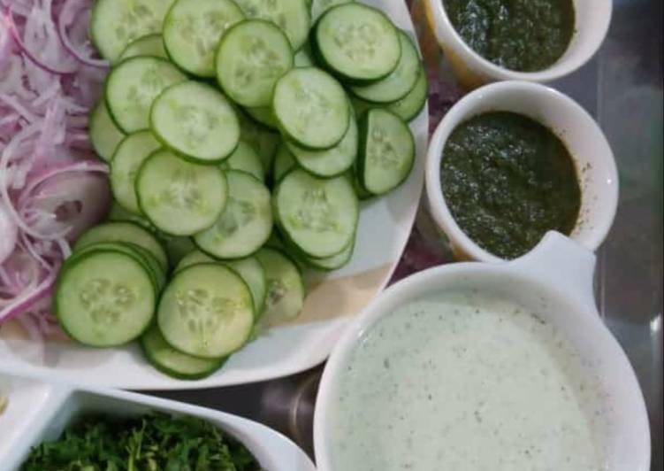 Recipe of Ultimate Raita and green chutney