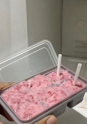 Foto resep Eskrim strawberry mpasi