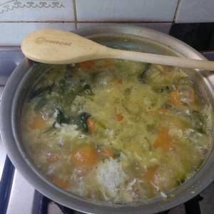 Sopa de verdura especial para los más chiquitos de casa !! (⊙︿⊙✿