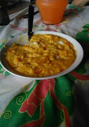 Una foto de Humita en olla criolla