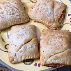 A picture of Pizza Pockets.