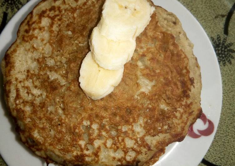 Recipe: Delicious Banana oatmeal pancakes