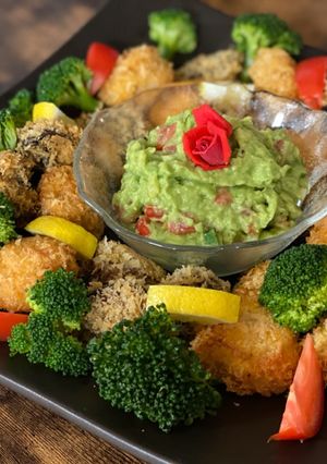 A picture of Scallop and Mushroom Fry with Avocado Dip 🎄.