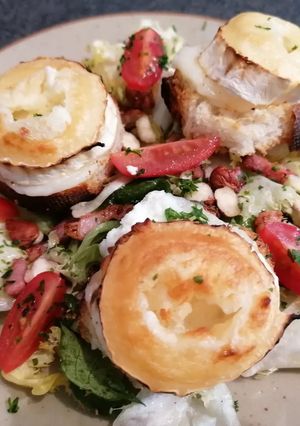 Une photo de Salade de chèvre chaud