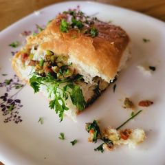 A picture of Masala pav.