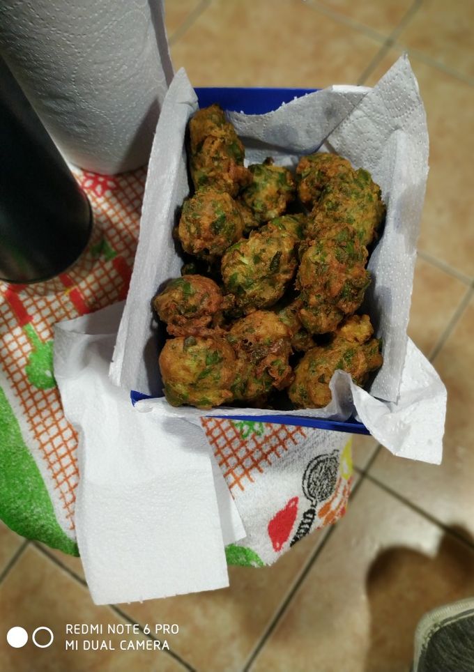 Una foto de Bocaditos (buñuelos) acelga y atún