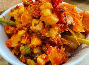 Foto resep Sambal balado udang kentang pete ala masakan padang