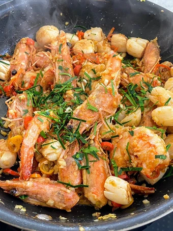 Recipe Spicy Scallops &amp; Prawns the Delicious So Delicious