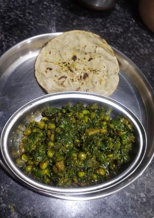 A picture of Methi mix sabji.
