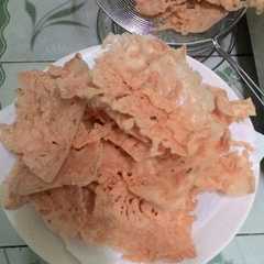 รูปของ Peyek udang rebon
