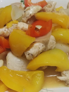 彩椒炒嫩雞 的食譜成品照片