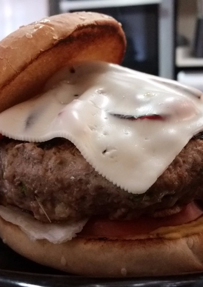 Una foto de Hamburguesa casera de ternera
