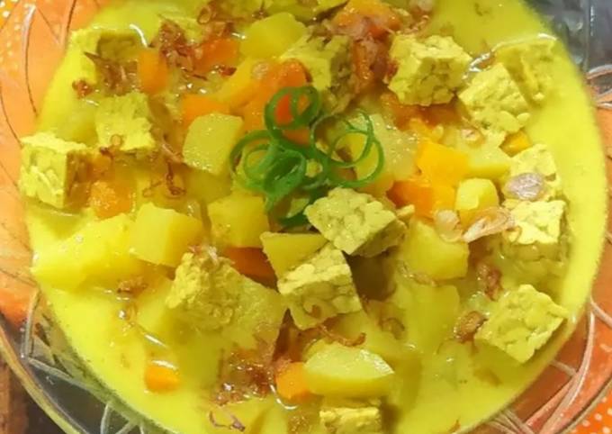 Ini dia! Bagaimana cara membuat Kentang-Wortel-Tempe Masak Kare dijamin enak