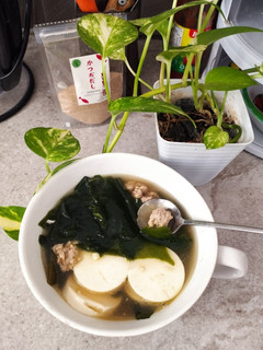 Foto resep Miyeok guk (sup rumput laut korea)