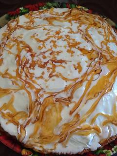Una foto de Tarta de nata y caramelo