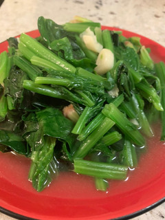 油水炒台灣菠菜 的食譜成品照片