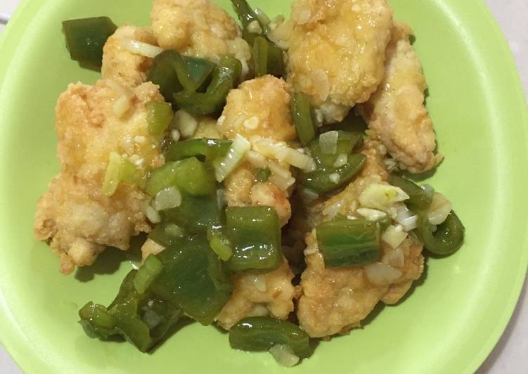 Ayam tepung saus lemon madu x paprika