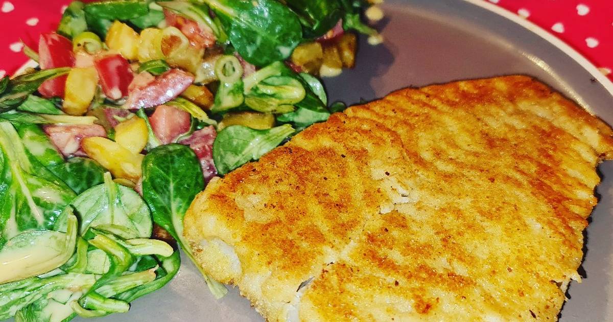 Panierter Fisch mit Bratkartoffel Feldsalat Rezept von Ella&amp;#39;s ...