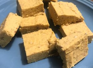Una foto de Fudge de calabaza vegano