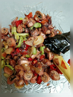 Foto resep Tumis cumi asin pete🐙