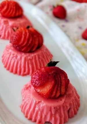 A picture of Strawberry panna cotta.