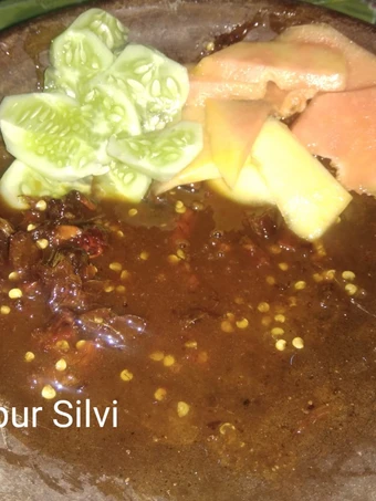 Langkah Mudah untuk Membuat Resep Rujak Petis Madura yang Enak Banget Anti Ribet, Lezat