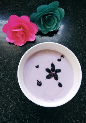 A picture of Blue Berry Yoghurt.