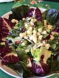 Duo de salades au cantal et fines herbes (sauce fruitée miel)