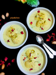 फलाहारी रसमलाई (Falahari Rasmalai recipe in hindi) रेसिपी मुख्य फोटो