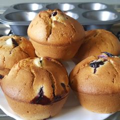 A picture of Lemon Blueberry Muffins.