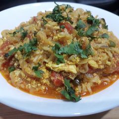 A picture of Egg maggi.